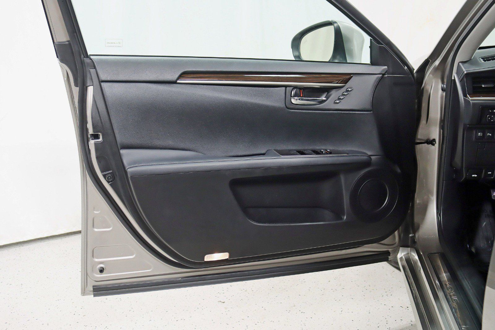 Used 2017 Lexus ES 350 w/ Premium Package FWD image 30