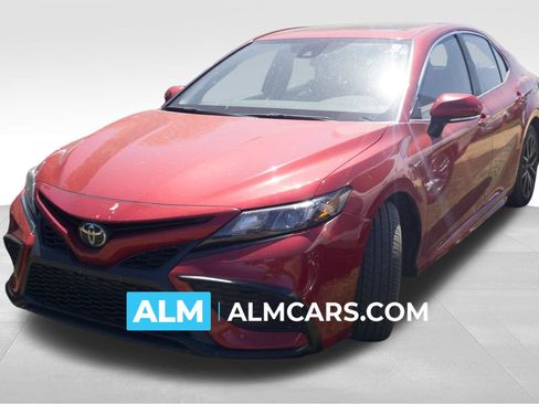 Used 2023 Toyota Camry SE w/ Convenience Package FWD image 1