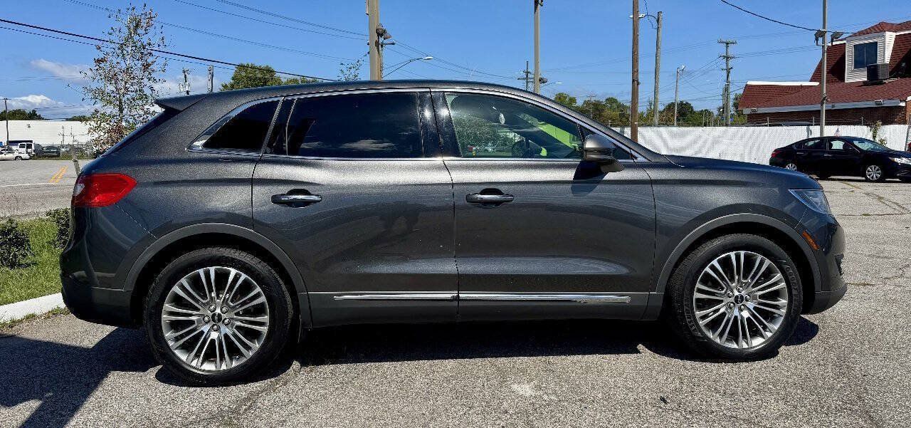 Used 2017 Lincoln MKX Reserve FWD image 5