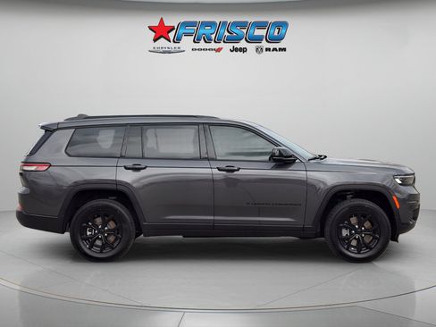 New 2025 Jeep Grand Cherokee L Altitude RWD image 2