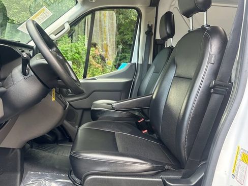 Used 2025 Ford Transit 250 148 High Roof Extended RWD image 12