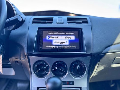 Used 2010 MAZDA MAZDA3 i Sport image 24