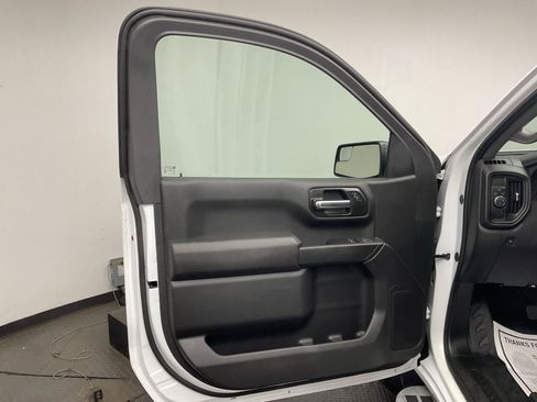 Used 2025 Chevrolet Silverado 1500 W/T RWD image 9