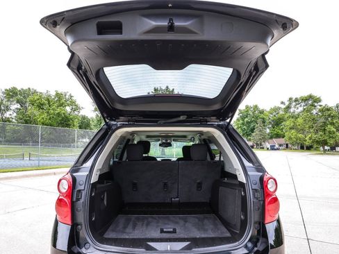 Used 2015 Chevrolet Equinox LT w/ Chrome Appearance Package FWD image 16