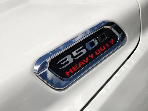 Used 2024 RAM 3500 SLT w/ Quick Order Package 2YG SLT AWD/4WD image 12