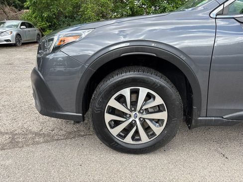 Used 2021 Subaru Outback Premium AWD/4WD image 10