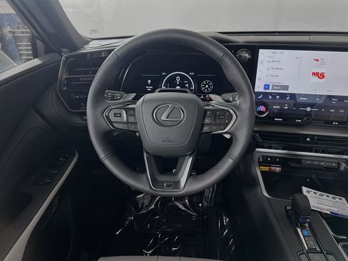 New 2026 Lexus TX 500h AWD w/ Technology Package image 20