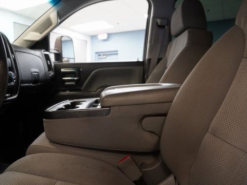 Used 2016 Chevrolet Silverado 2500 W/T w/ Snow Plow Prep Package image 7