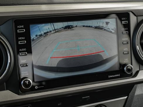 Used 2020 Toyota Tacoma SR5 image 29