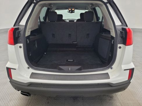 Used 2016 GMC Terrain SLE image 29