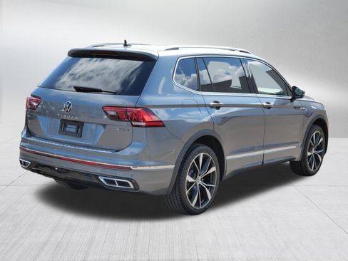 Certified 2022 Volkswagen Tiguan SEL R-Line AWD/4WD image 7