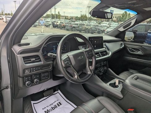 Used 2022 Chevrolet Suburban RST w/ Luxury Package AWD/4WD image 13