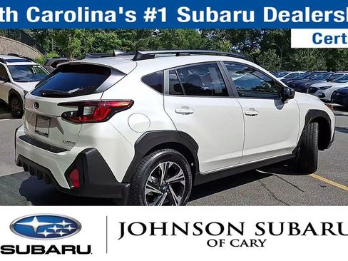 Used 2025 Subaru Crosstrek 2.0i Premium image 10