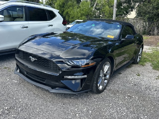 Used 2022 Ford Mustang Premium w/ Equipment Group 201A RWD image 3