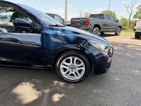 Used 2017 Toyota Yaris iA FWD image 37