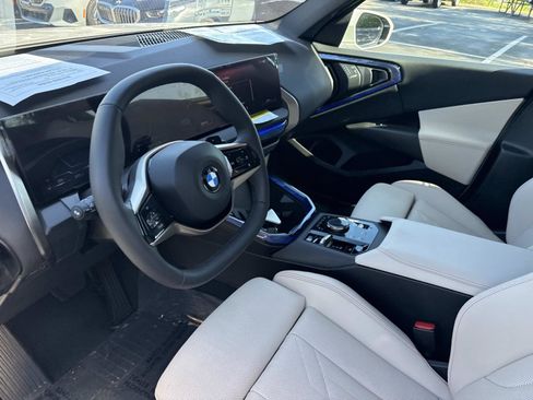 Certified 2025 BMW X3 xDrive30i w/ Convenience Package image 30