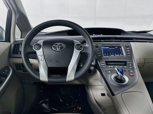 Used 2014 Toyota Prius Three FWD image 23