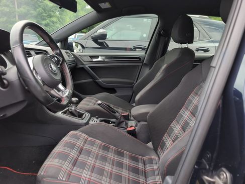 Used 2015 Volkswagen GTI 4-Door FWD image 4