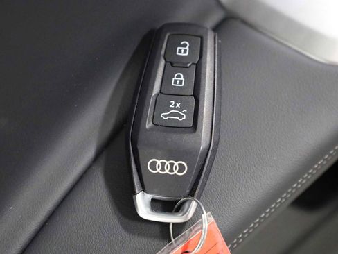 Certified 2025 Audi Q5 Premium Plus w/ Premium Plus AWD/4WD image 42