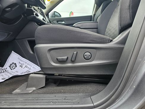 Used 2022 Nissan Pathfinder SV w/ Cargo Package image 30