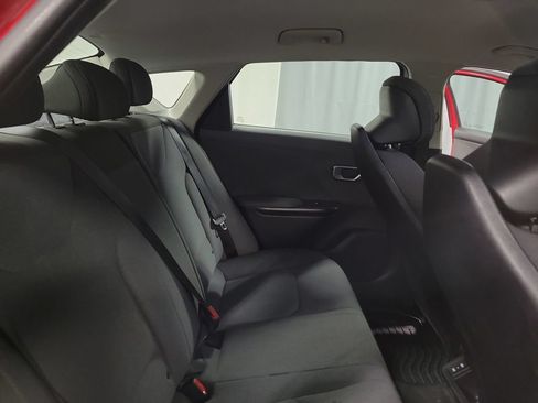Used 2025 Kia K4 FWD image 23
