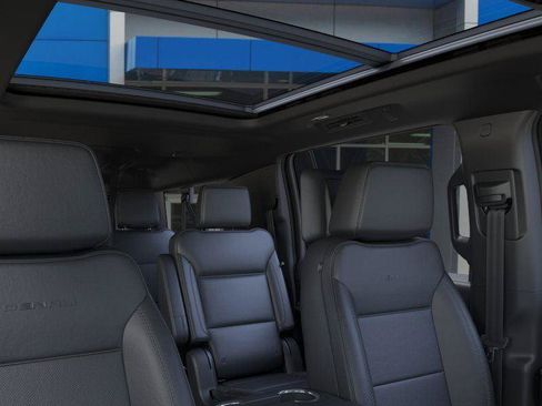 New 2026 GMC Yukon XL Denali w/ Denali Reserve Package AWD/4WD image 11