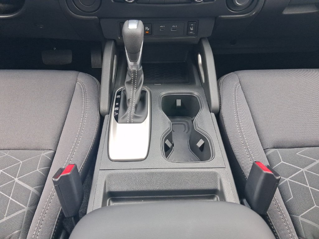 New 2027 Nissan Frontier PRO-4X AWD/4WD image 12