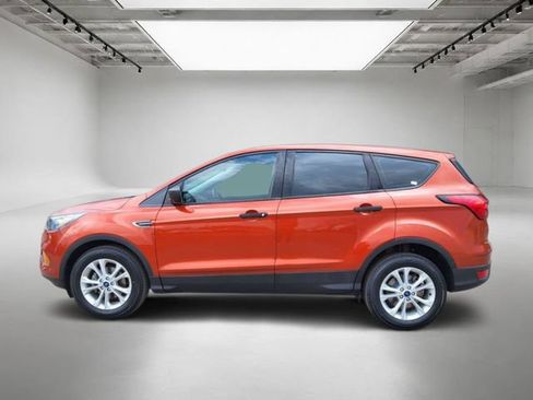 Used 2019 Ford Escape S FWD image 2