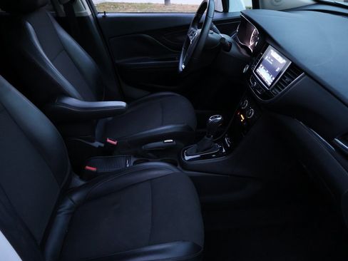 Used 2018 Buick Encore Preferred image 12