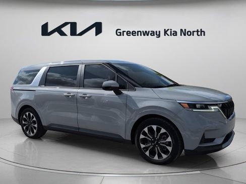 Certified 2024 Kia Carnival EX FWD image 1