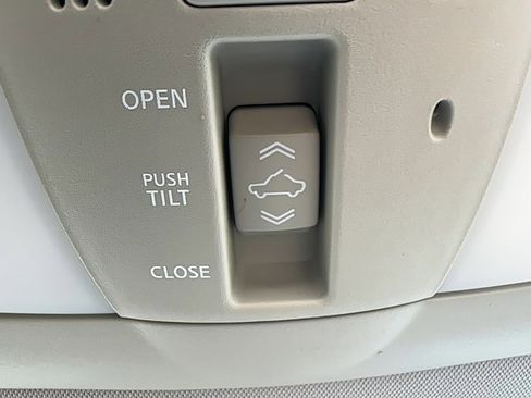 Used 2012 Nissan Maxima 3.5 SV w/ Premium Pkg image 12