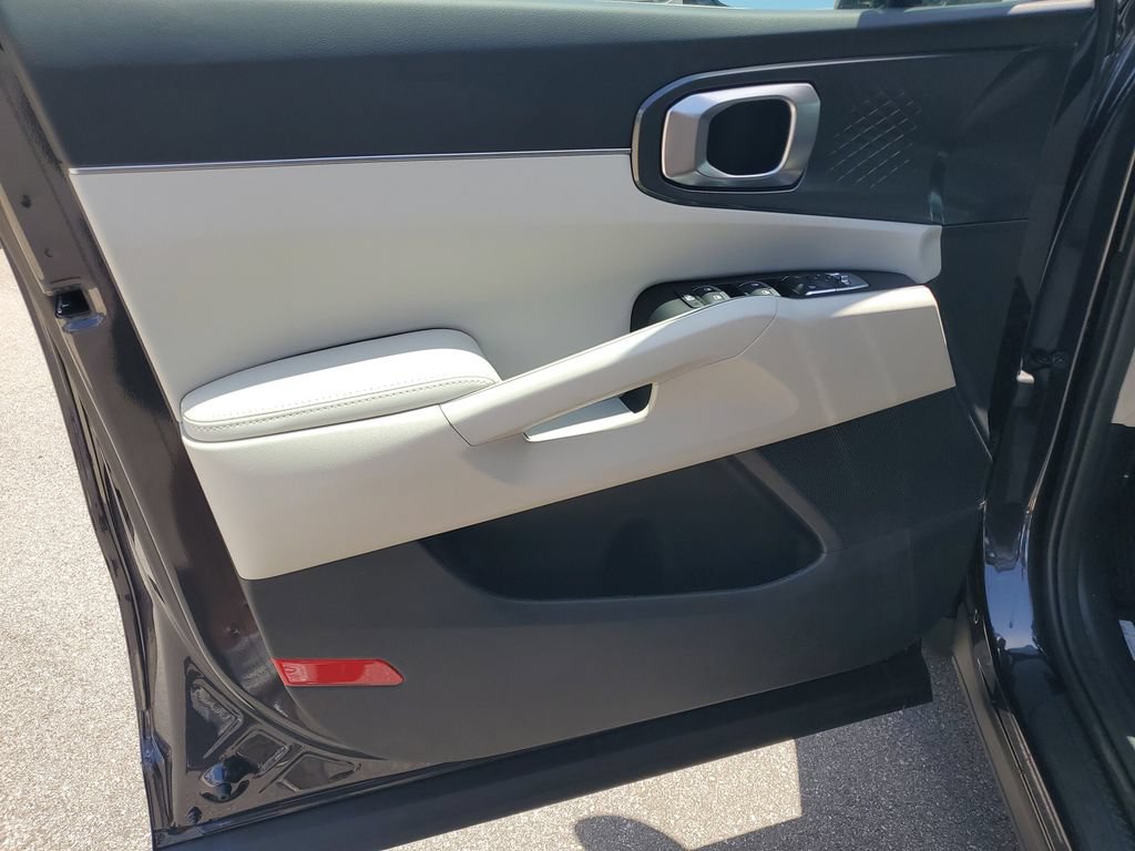 New 2026 Kia Sorento S w/ S Panoramic Sunroof Package FWD image 8