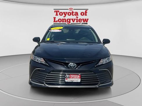 Used 2024 Toyota Camry LE FWD image 8