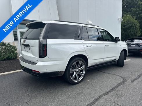 Used 2025 Cadillac Escalade Sport Platinum w/ LPO, Floor Liner Package AWD/4WD image 2