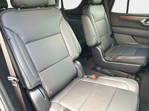 Used 2025 GMC Yukon Denali w/ Sun & Power Step Package AWD/4WD image 25