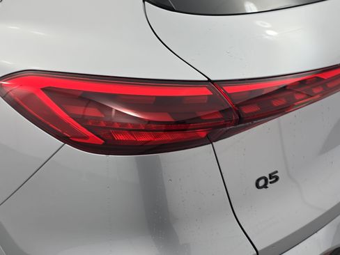 New 2025 Audi Q5 Premium image 34