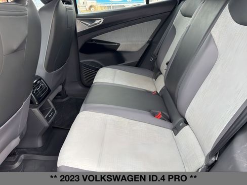 Used 2023 Volkswagen ID.4 Pro image 10