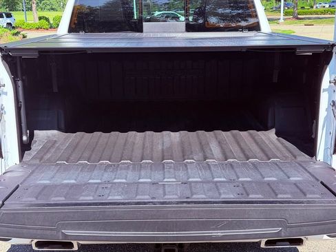 Used 2024 GMC Sierra 1500 Denali w/ Denali Reserve Package AWD/4WD image 17