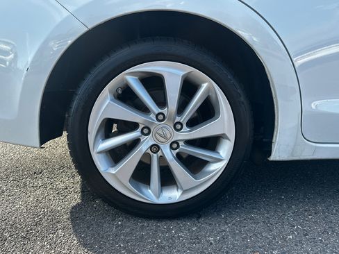 Used 2018 Acura ILX image 23