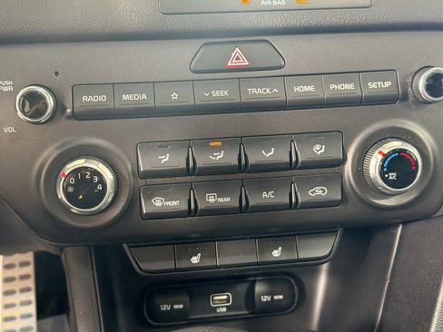 Used 2022 Kia Sportage Nightfall Edition AWD/4WD image 17