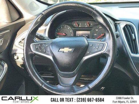 Used 2020 Chevrolet Malibu LT w/ Leather Package image 19