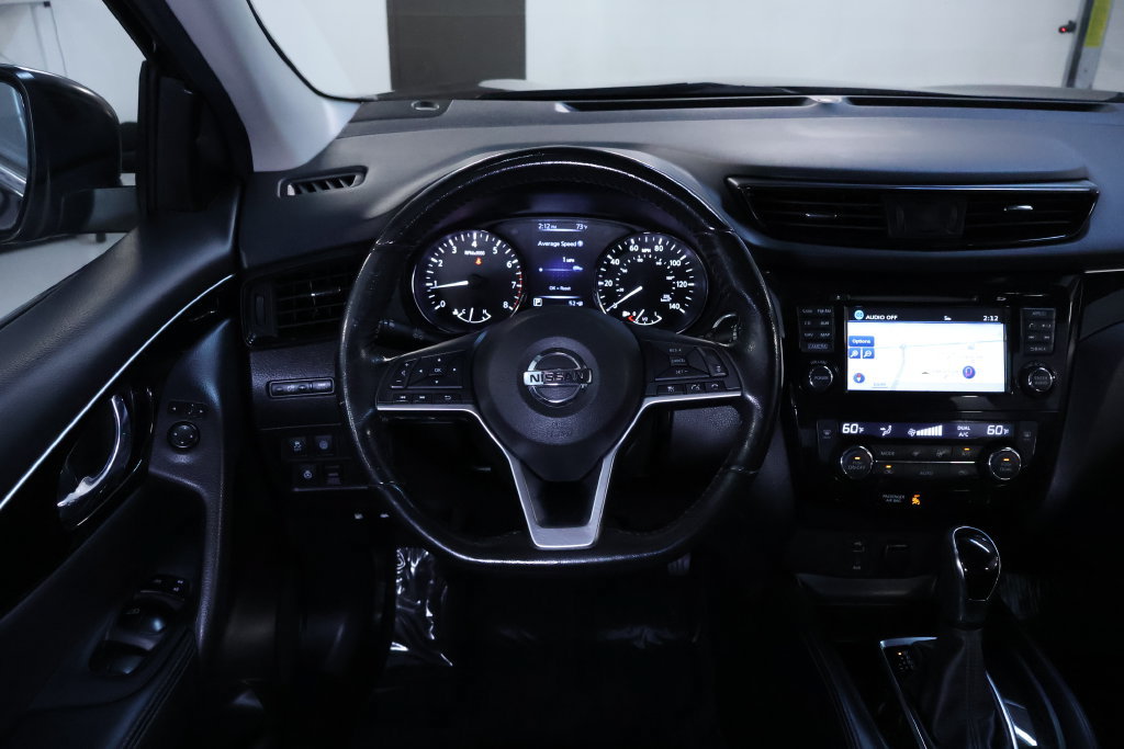 Used 2018 Nissan Rogue Sport SL w/ SL Premium Package AWD/4WD image 19