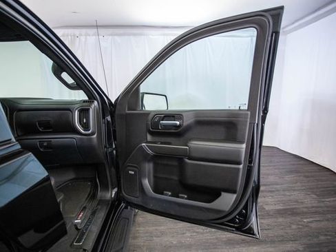 Used 2022 GMC Sierra 1500 AT4 w/ AT4 Premium Package image 17