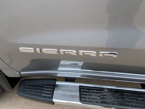 New 2026 GMC Sierra 1500 SLT image 50