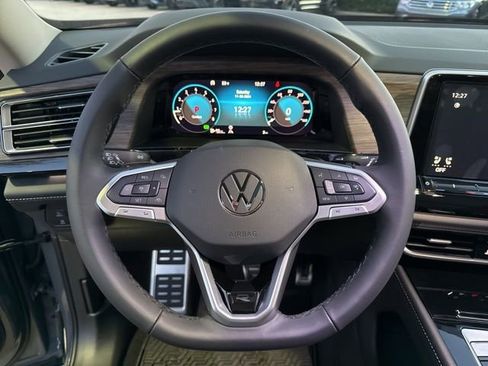 New 2025 Volkswagen Atlas SEL Premium R-Line image 16