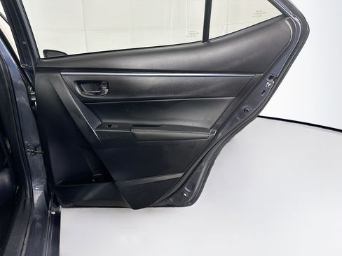 Used 2016 Toyota Corolla S FWD image 29