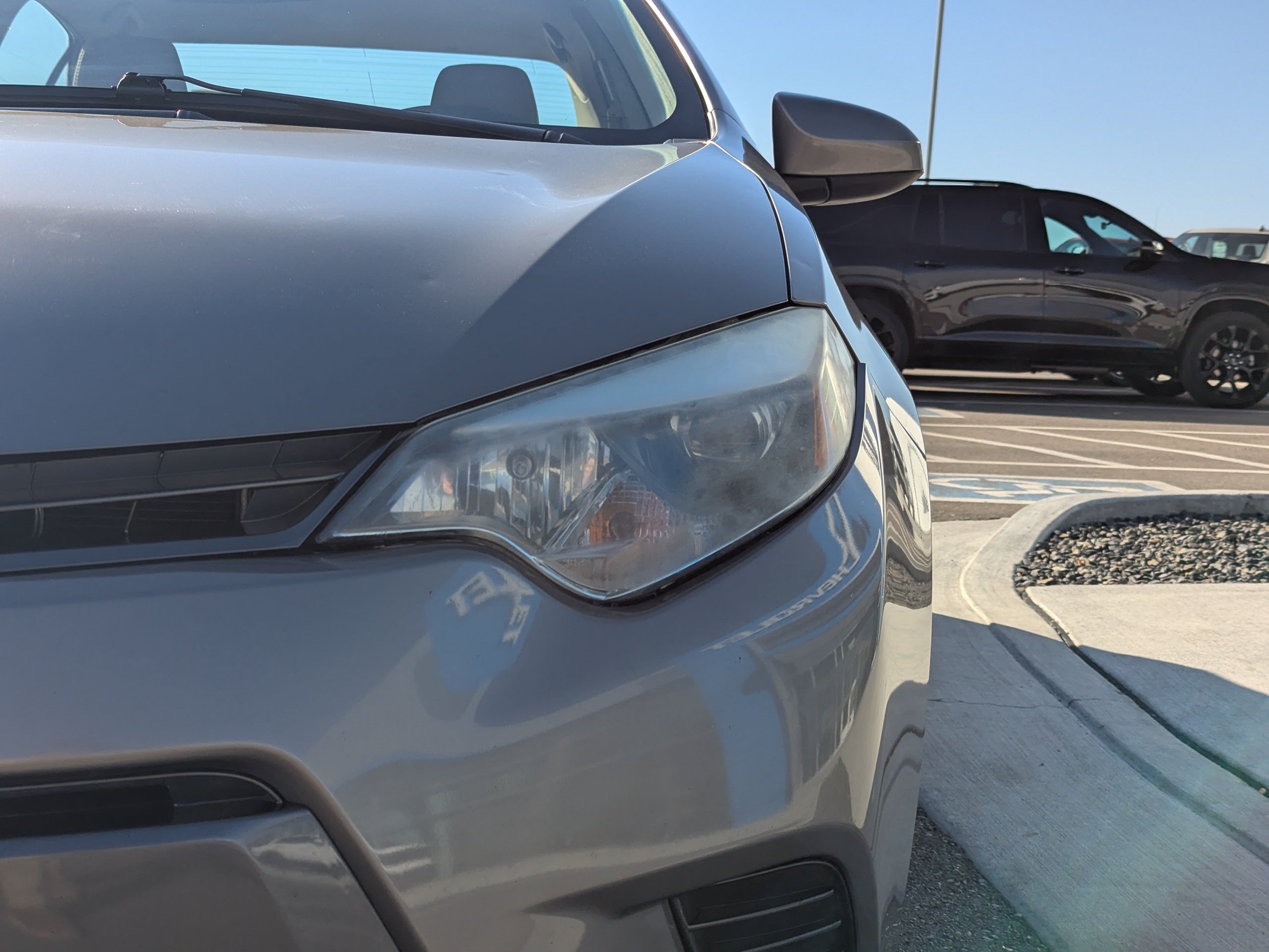 Used 2016 Toyota Corolla LE FWD image 39