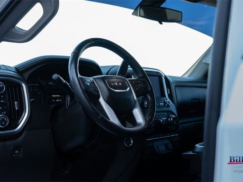 Used 2022 GMC Sierra 1500 SLE image 18