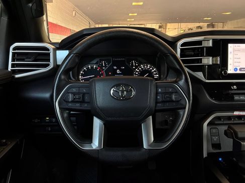 Used 2025 Toyota Tundra SR5 AWD/4WD image 28