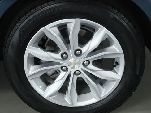 Used 2024 Chevrolet Malibu LT image 39